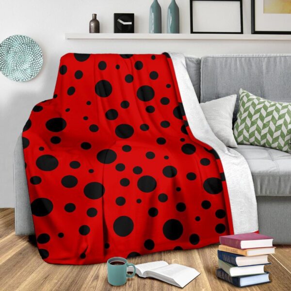 Ladybug Pattern Print Blanket