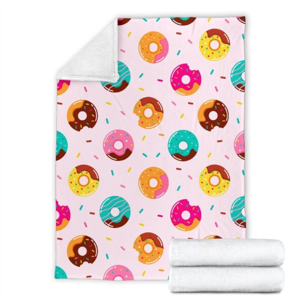 Pattern Print Donut Blanket