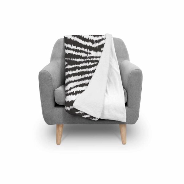 White Tiger Pattern Print Throw Blanket